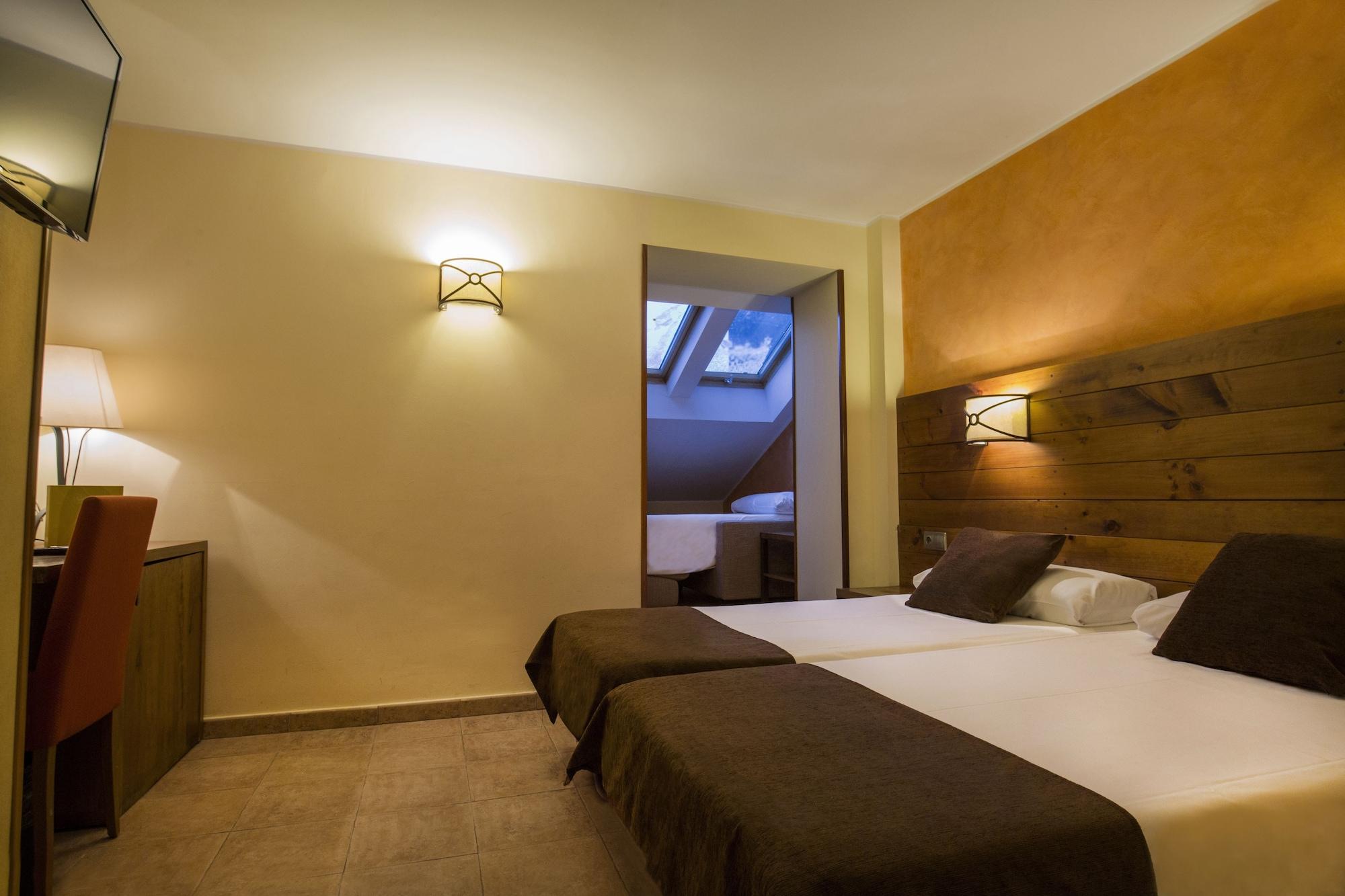 Hotel Magic Pas باس دي لا كاسا المظهر الخارجي الصورة