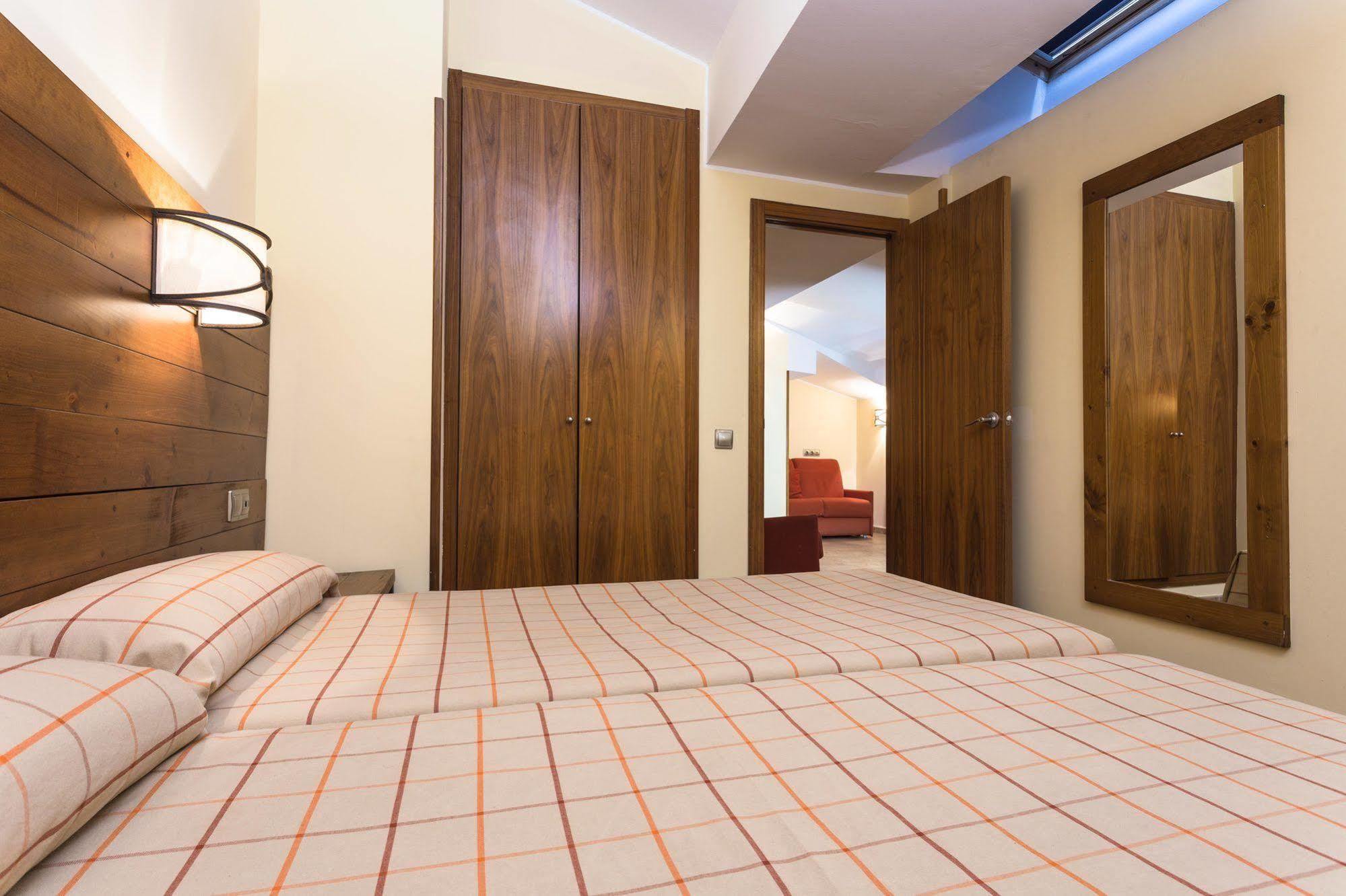 Hotel Magic Pas باس دي لا كاسا المظهر الخارجي الصورة